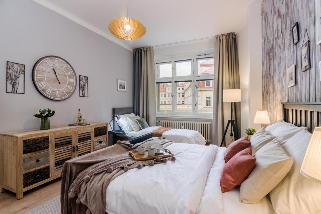 Apt In Prague Charles Bridge 1Km By Michal&Friends Εξωτερικό φωτογραφία