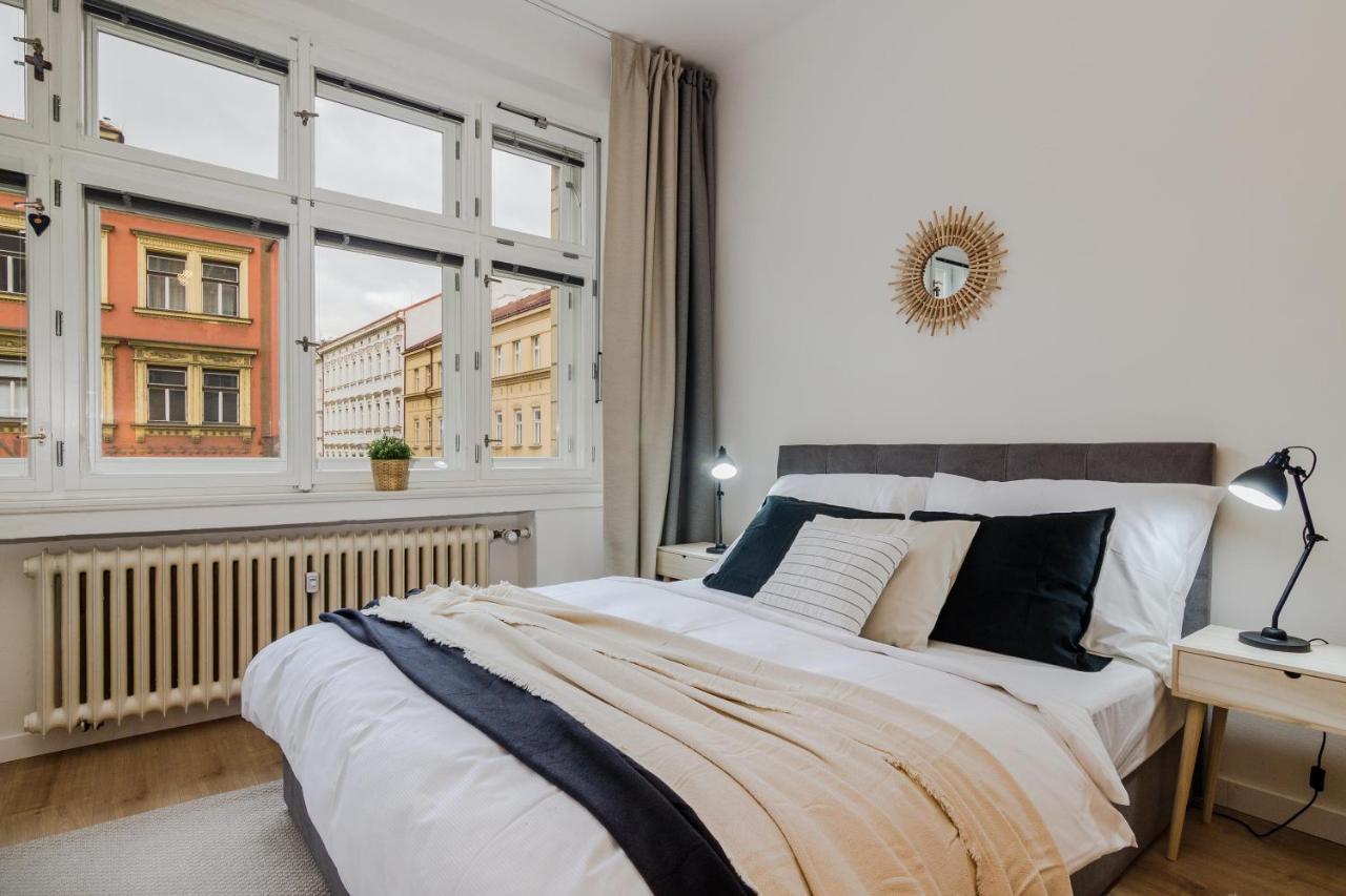 Apt In Prague Charles Bridge 1Km By Michal&Friends Εξωτερικό φωτογραφία