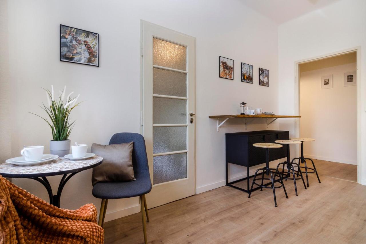 Apt In Prague Charles Bridge 1Km By Michal&Friends Εξωτερικό φωτογραφία