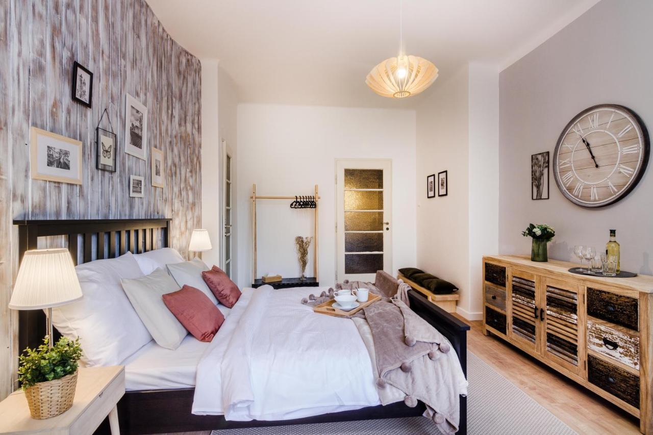 Apt In Prague Charles Bridge 1Km By Michal&Friends Εξωτερικό φωτογραφία