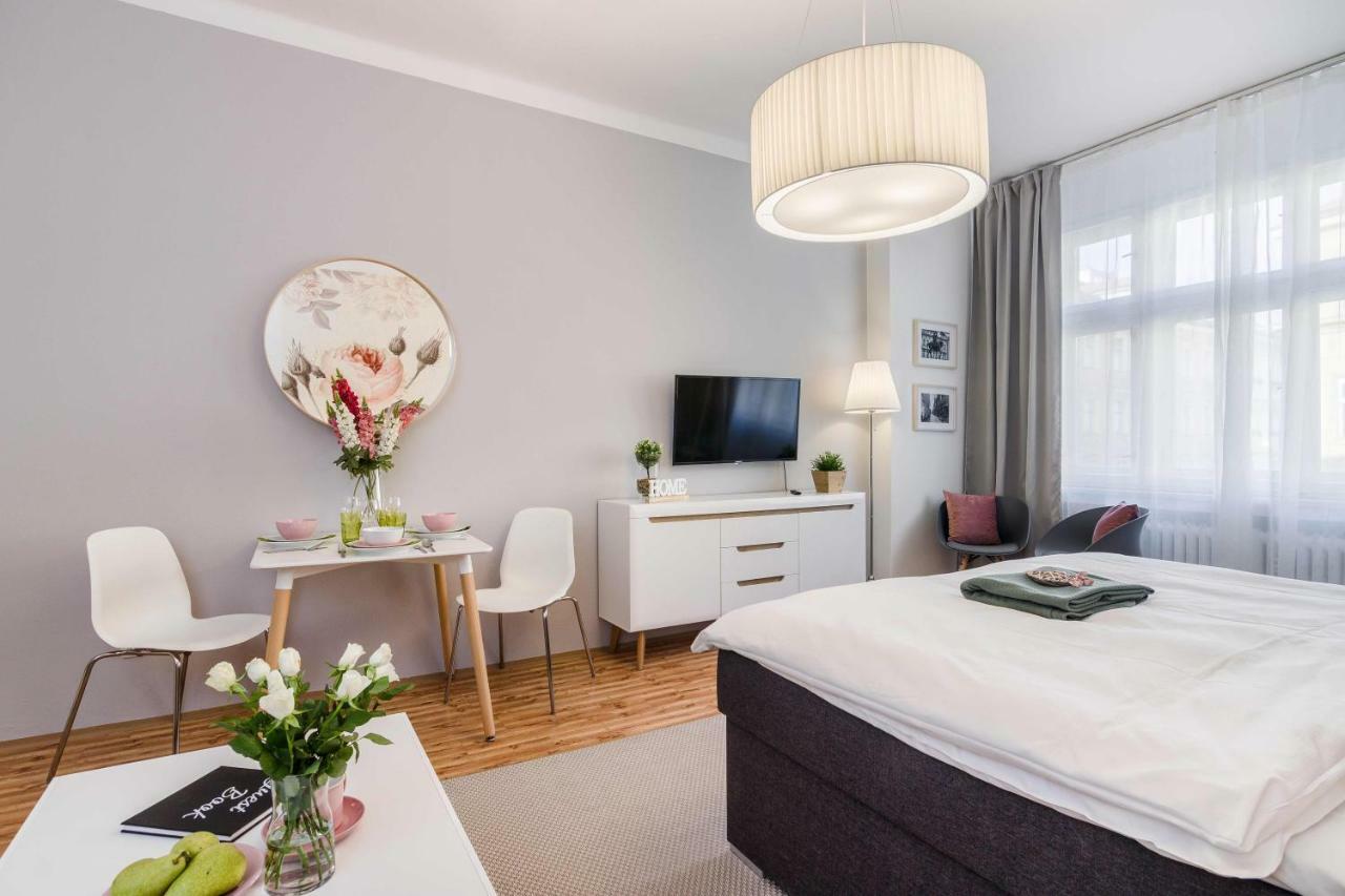 Apt In Prague Charles Bridge 1Km By Michal&Friends Εξωτερικό φωτογραφία